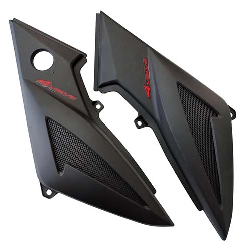 CACHA LATERAL BAJAJ ROUSER 200 NS NEGRO (JGO) MTC